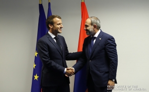 Президент Франции направил письмо со словами поддержки премьеру Армении